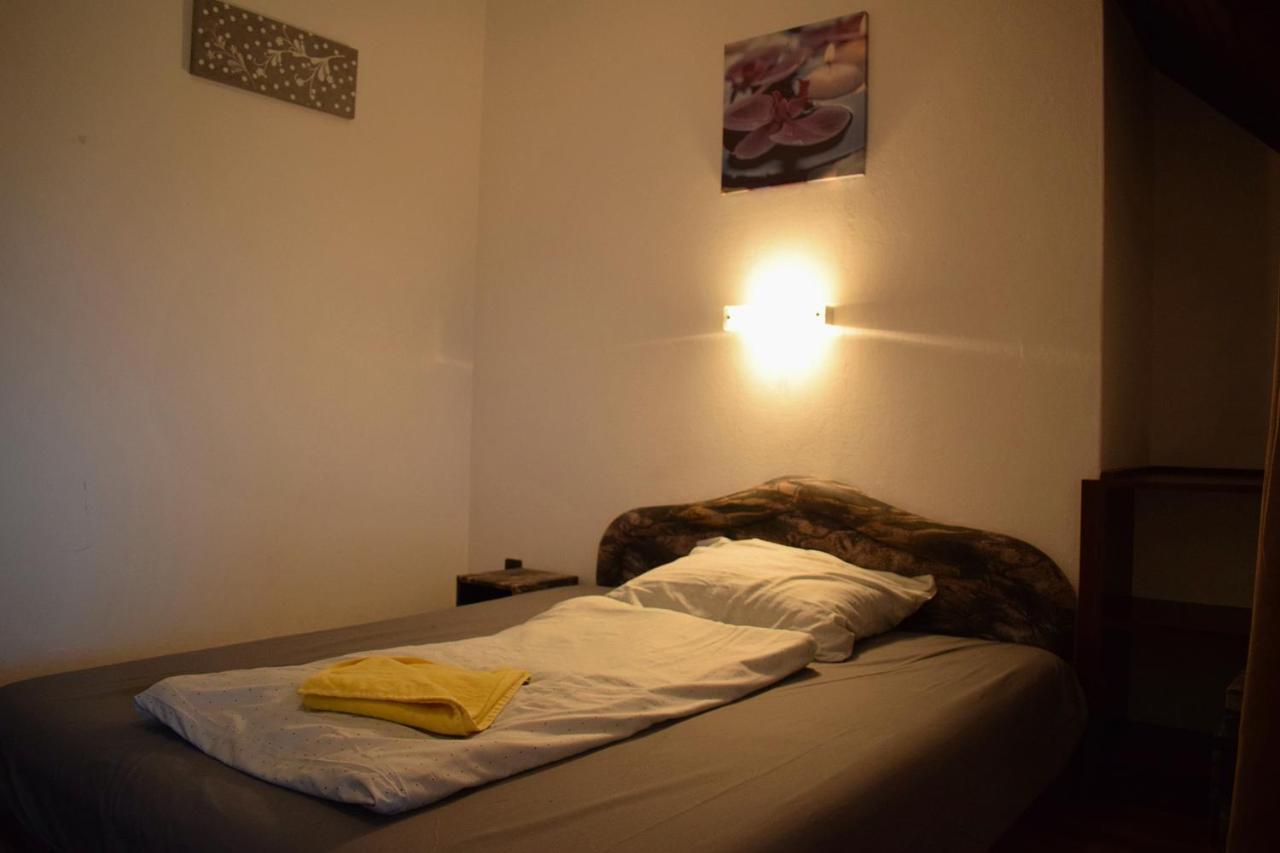 Ket Diofa Vendeghaz Hotel Felsotarkany Exterior photo