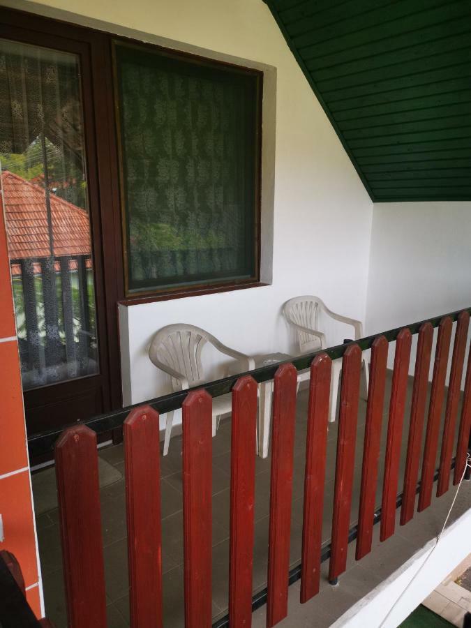 Ket Diofa Vendeghaz Hotel Felsotarkany Exterior photo